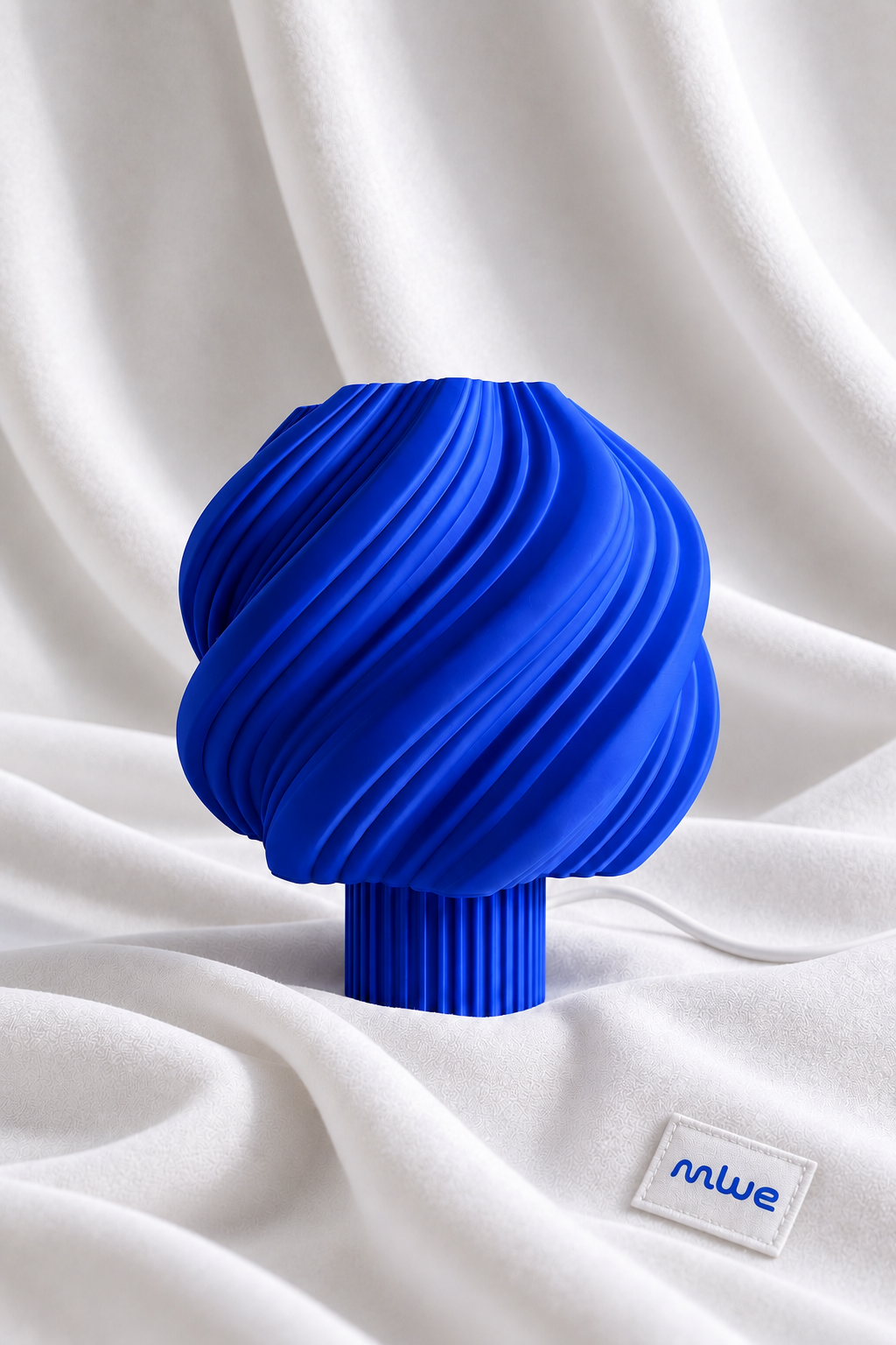 BLUE CLOUDY TABLE LAMP — SOLID